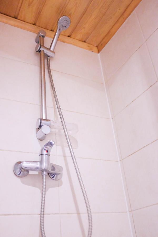 Viesu Nams Jaunzilaksi Hotel Viresi ภายนอก รูปภาพ